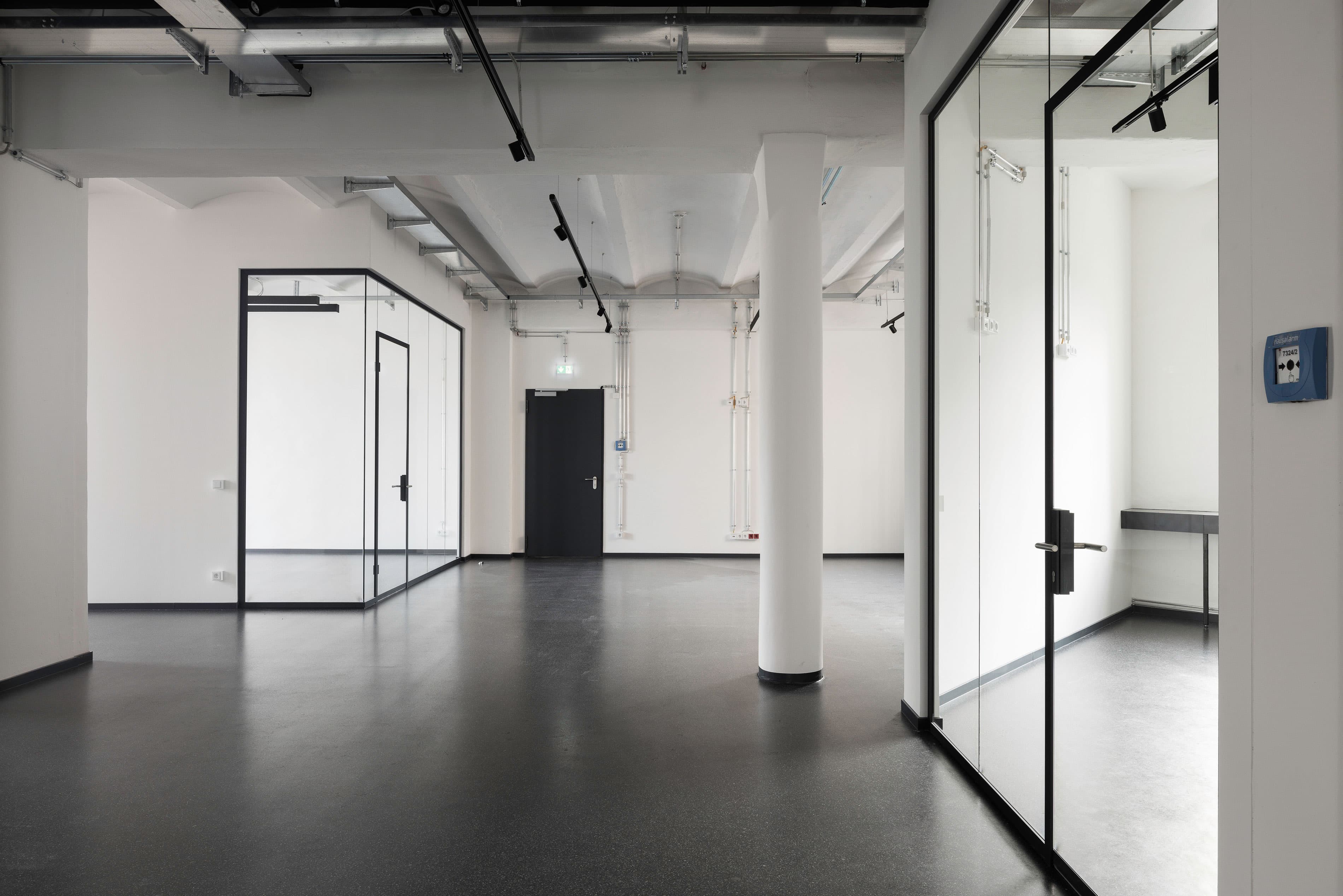 Large meeting or common area