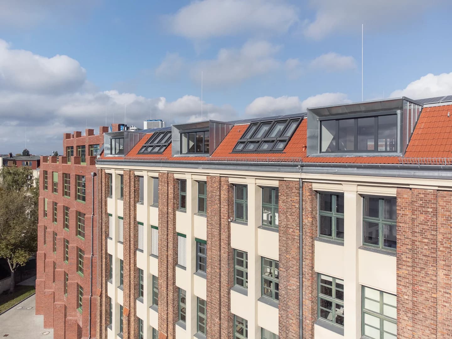 Final view of Holz 3 interior